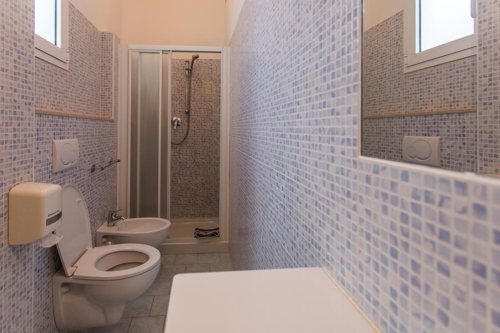 Hotel Trieste Чезенатико Номер фото